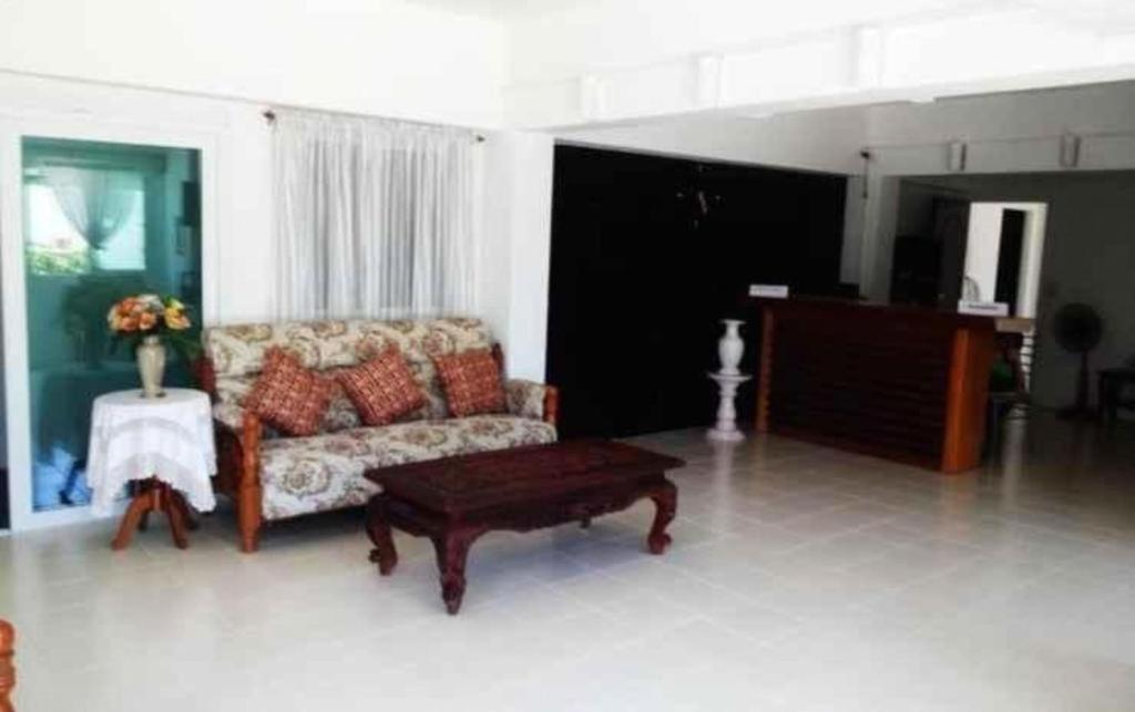 Hotel De Ratt Phuket Patong Extérieur photo