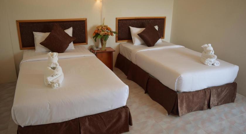 Hotel De Ratt Phuket Patong Extérieur photo